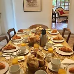 D'hote La Beaudine Guest house Forcalquier