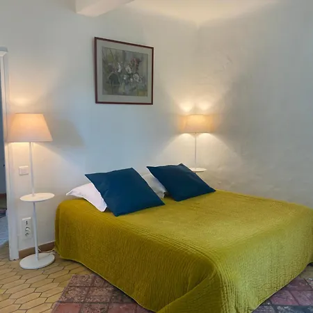 D'hote La Beaudine Guest house